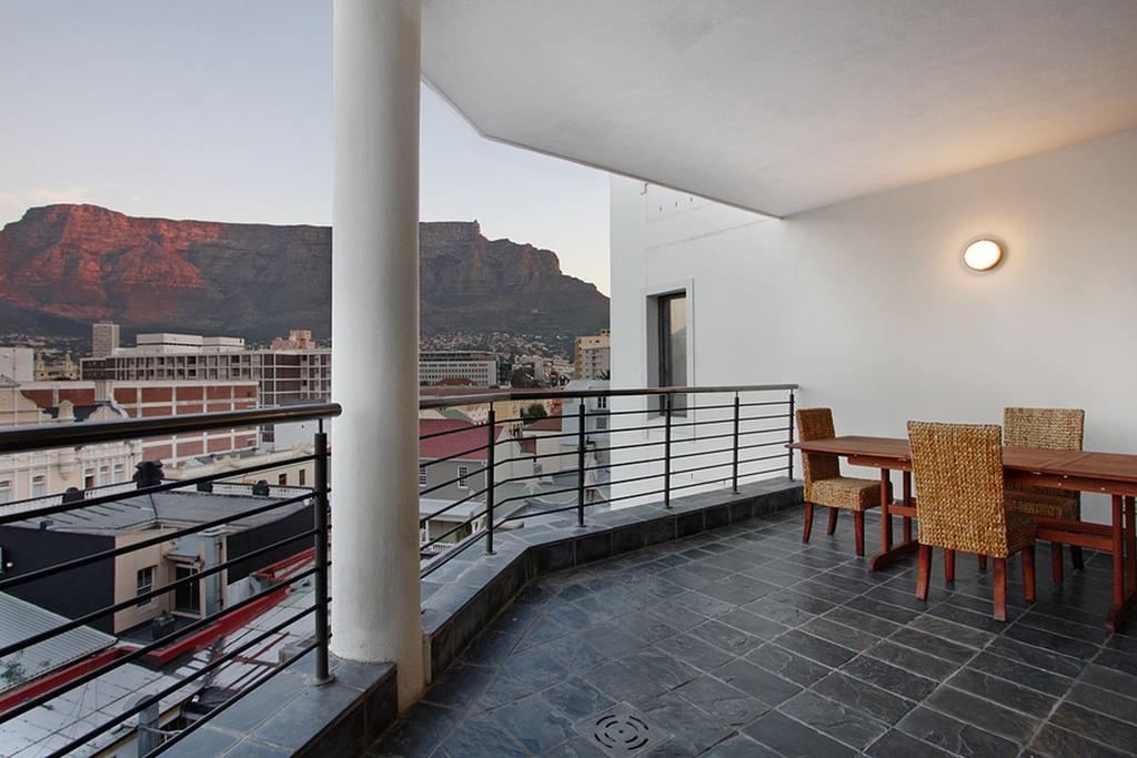 Flat Rock Cape Town Exterior photo